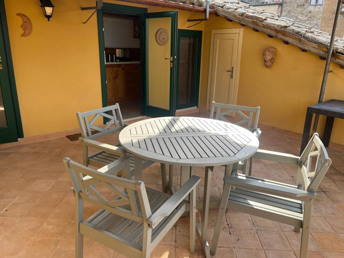 Appartamento Con Terrazzo Orvieto Exterior photo